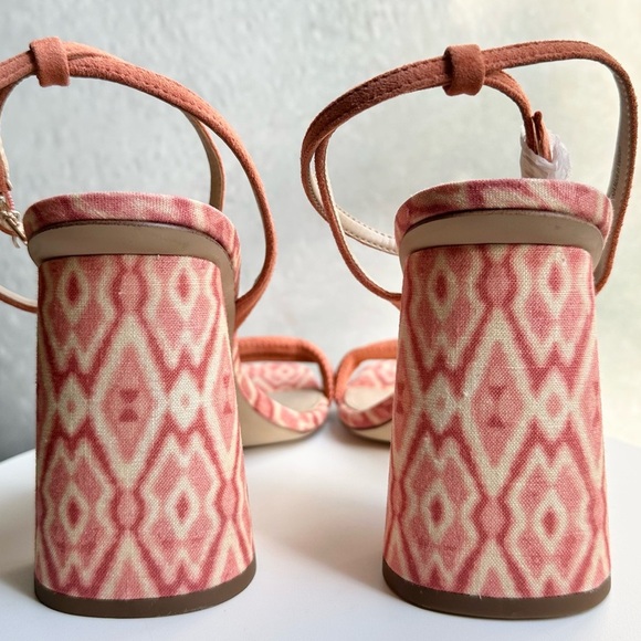 🌸SAM EDELMAN🌸 Kia Sculptural Heel Ankle Strap
Sandal Size:: 10.5 - Picture 11 of 14